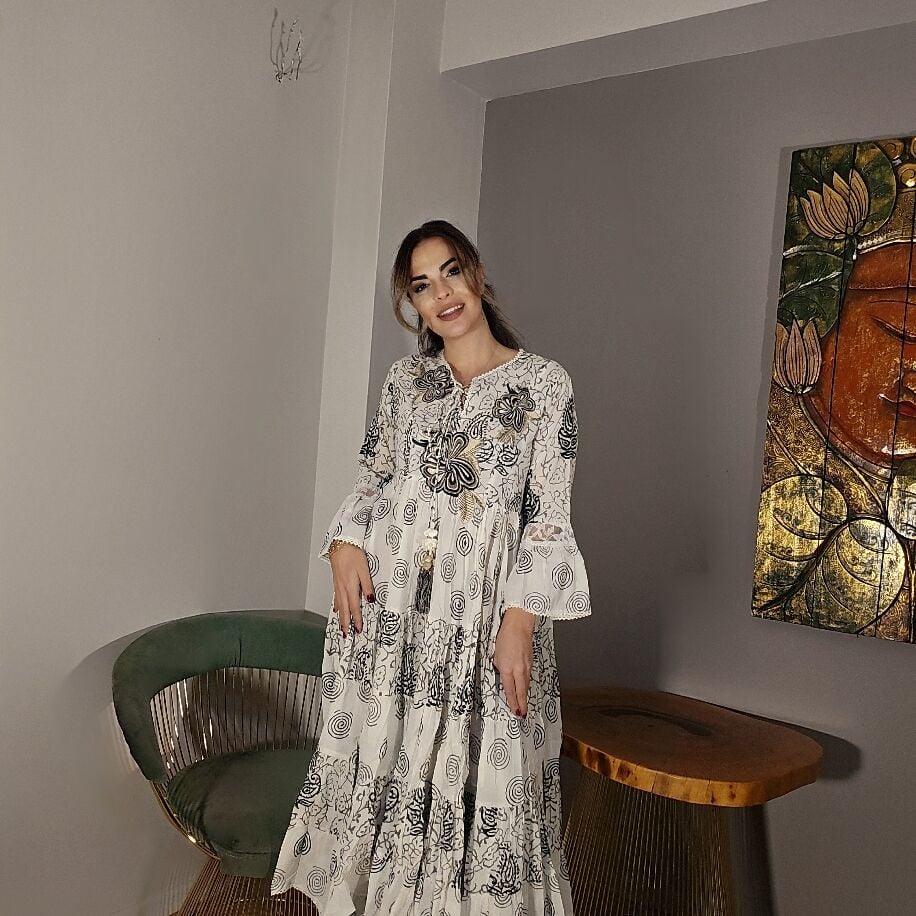 Taş Baskı Elbise Beyaz