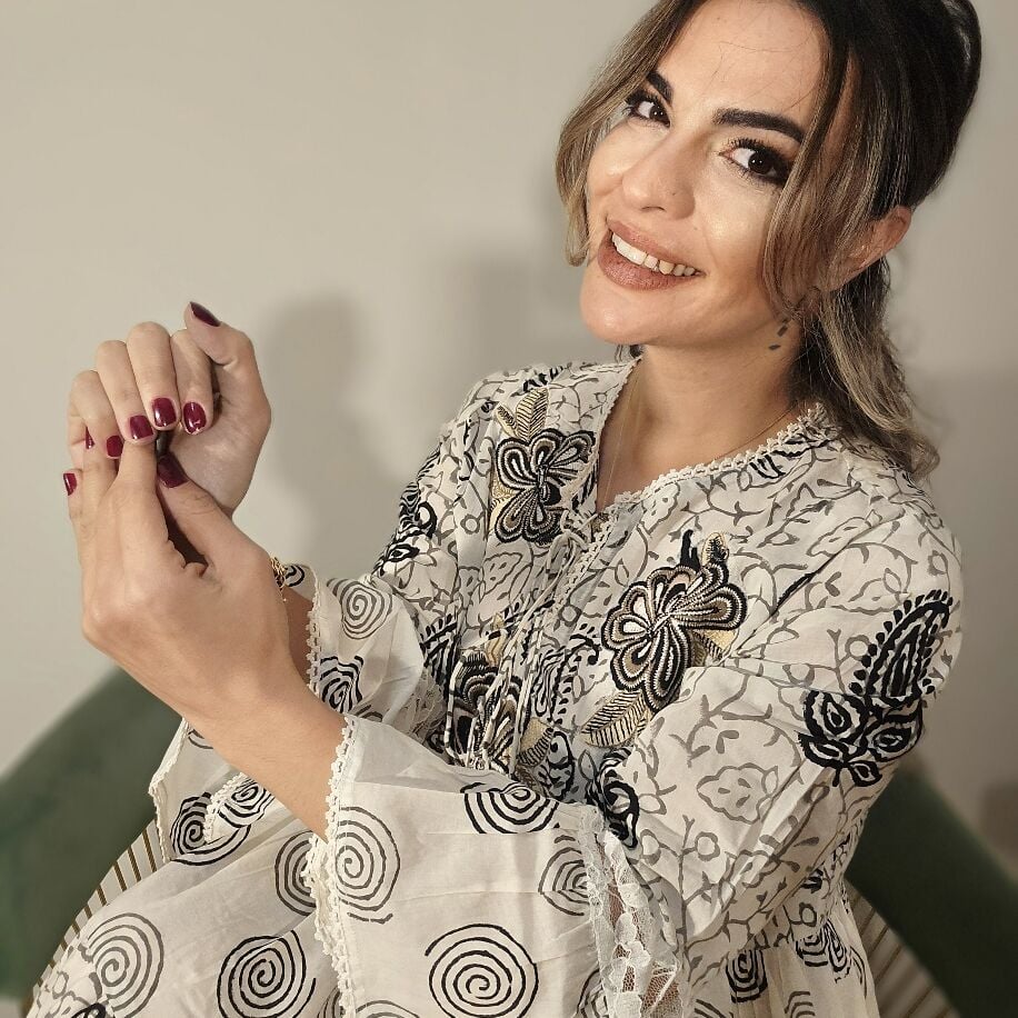 Taş Baskı Elbise Beyaz