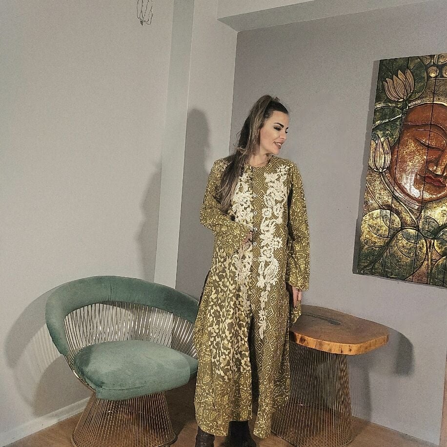 Taş Baskı Kap Elbise Hardal