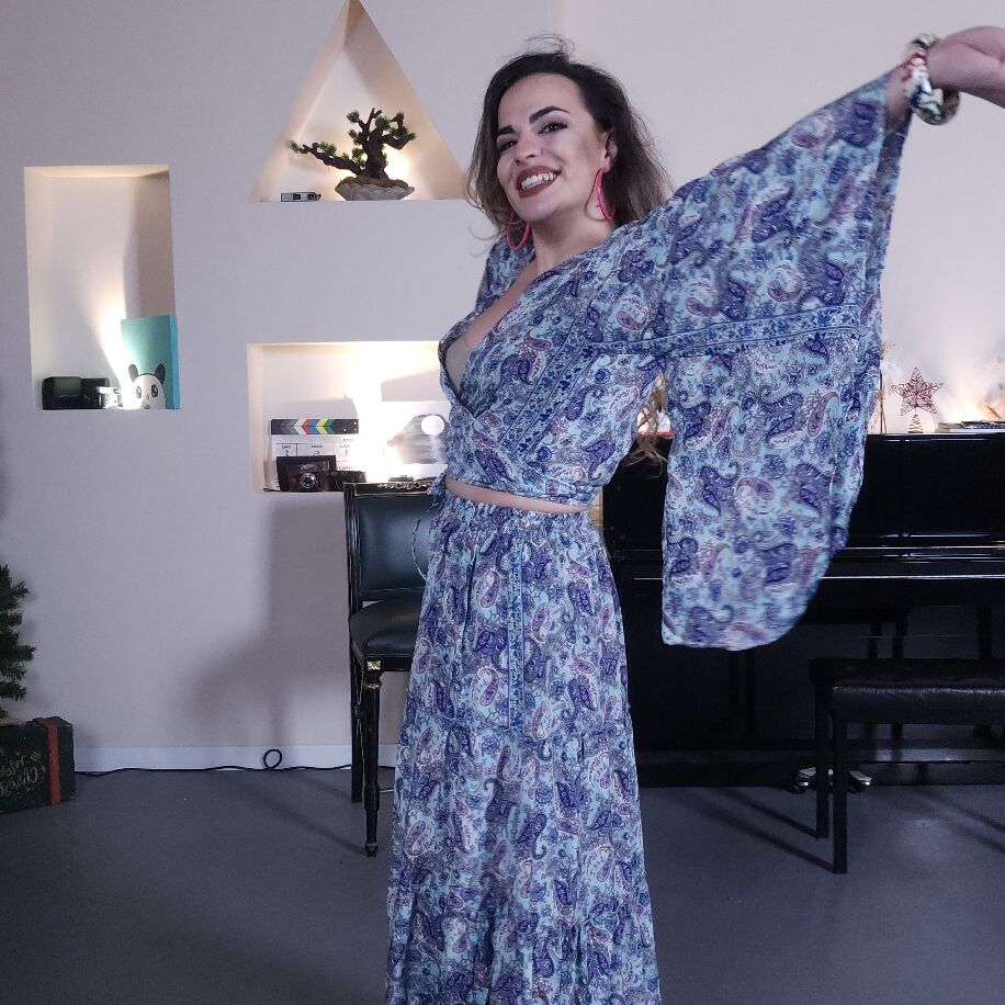 İthal İpek Etekli Takım E8