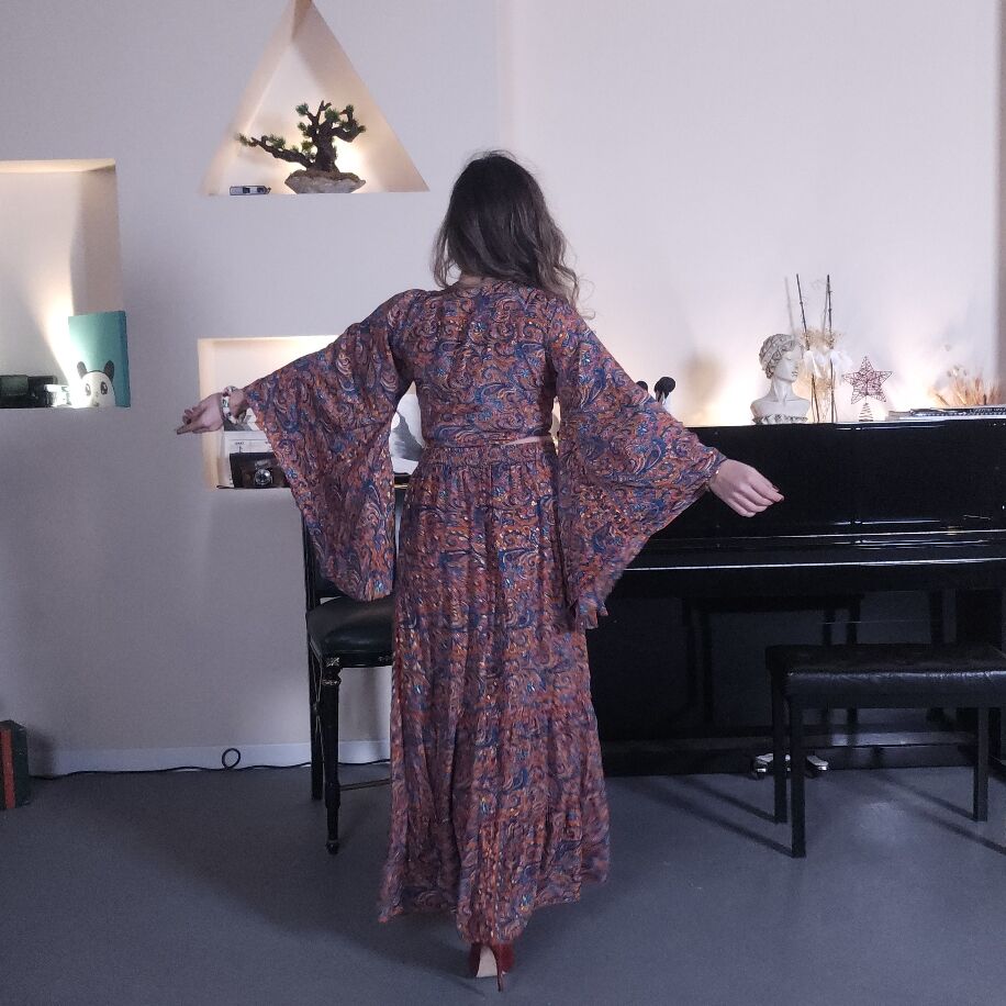 İthal İpek Etekli Takım E9