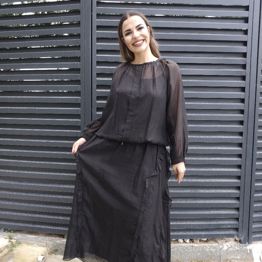 İtalyan Fırfırlı İpek Takım Siyah